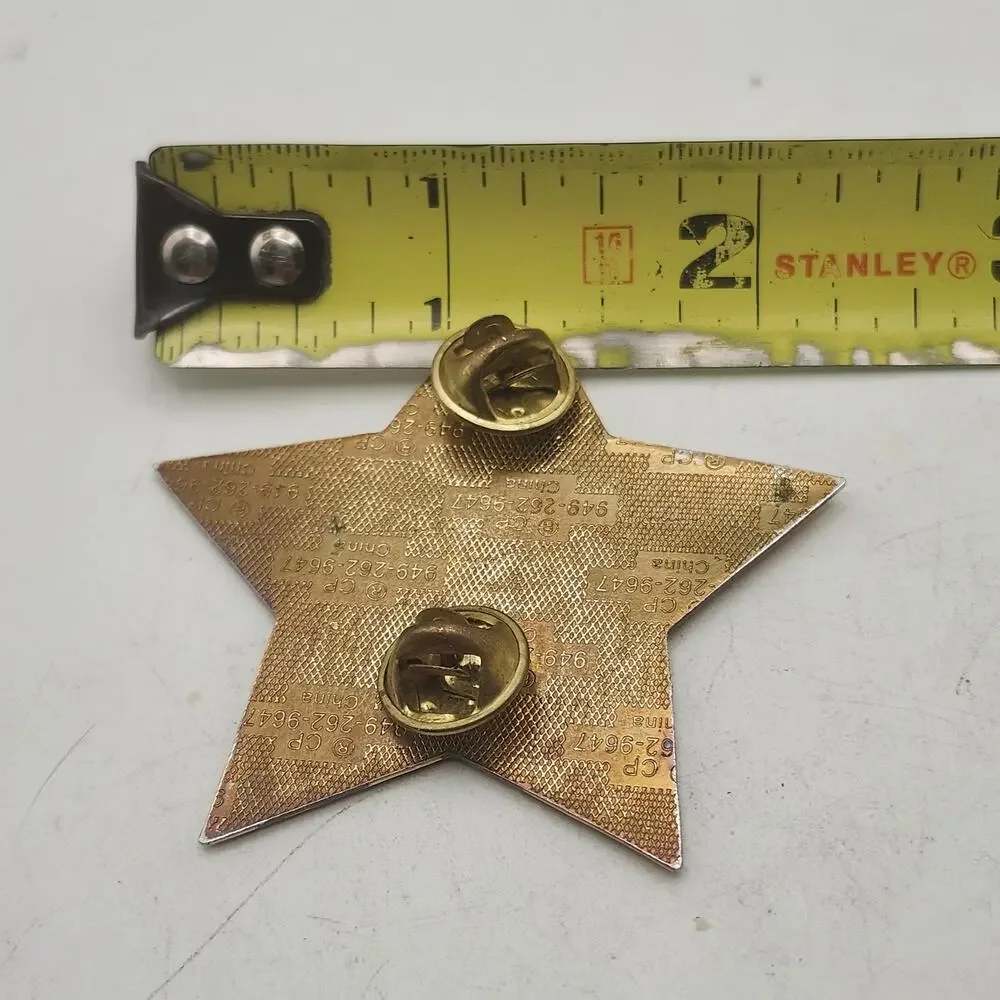 2009 Lions Club 5M-9 Mid-Winter Frazee Wolf Lake USA Canada Star Double Post Pin